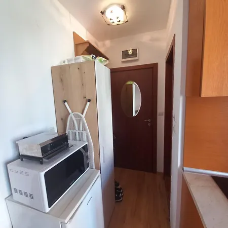 Cozy 150m From The * Свети Влас
