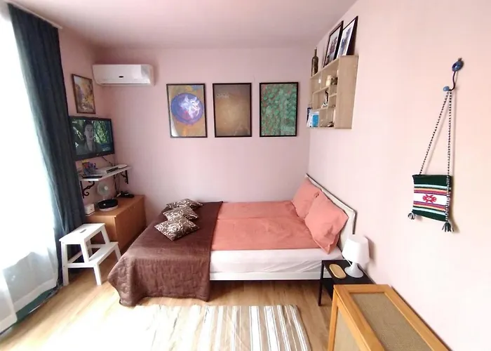 Cozy 150m From The Apartament